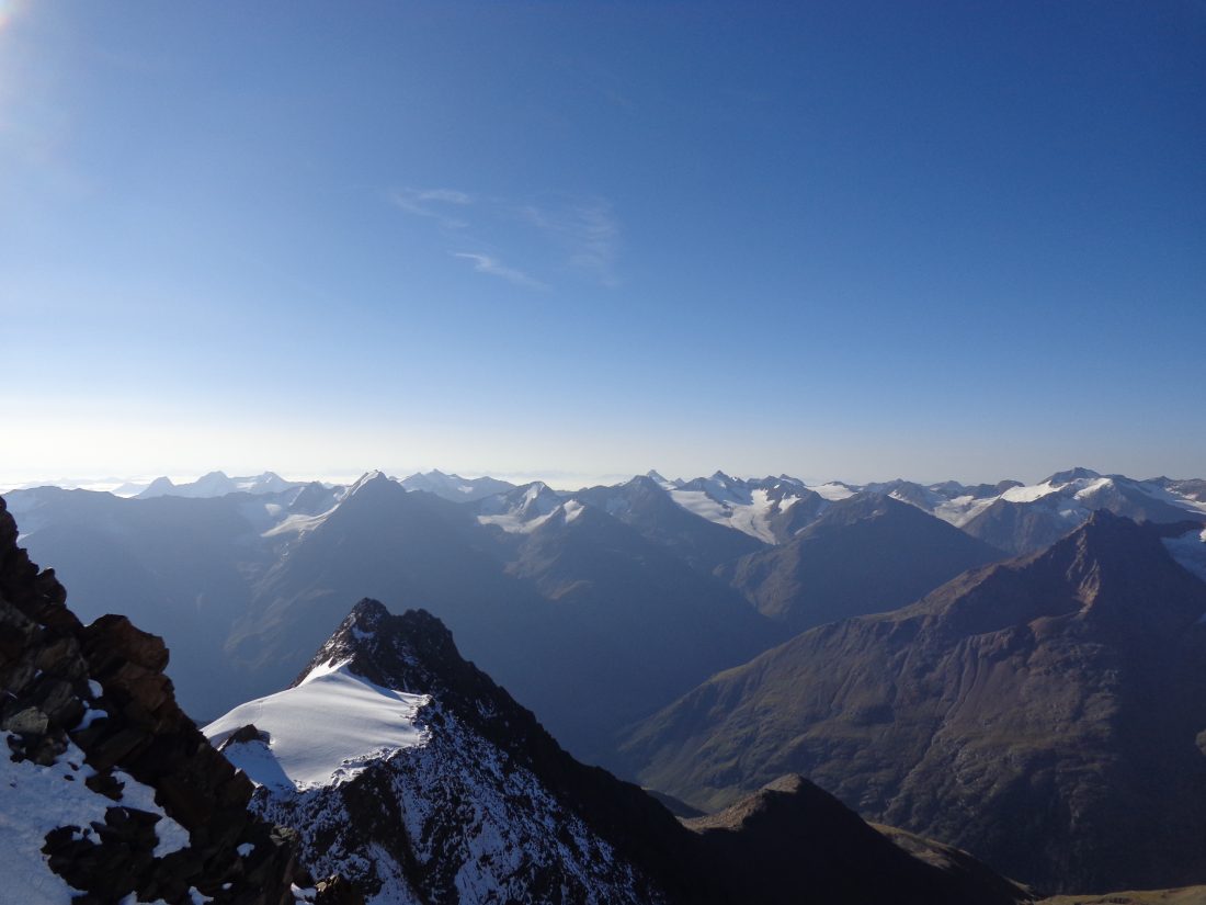 Uitzichtje hoor!! - vanaf de Wildspitze